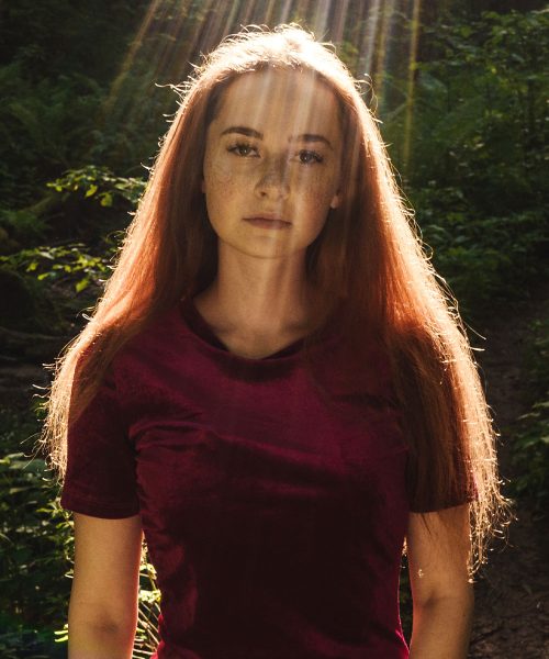 the-young-woman-in-fern-forest-5Y96P34